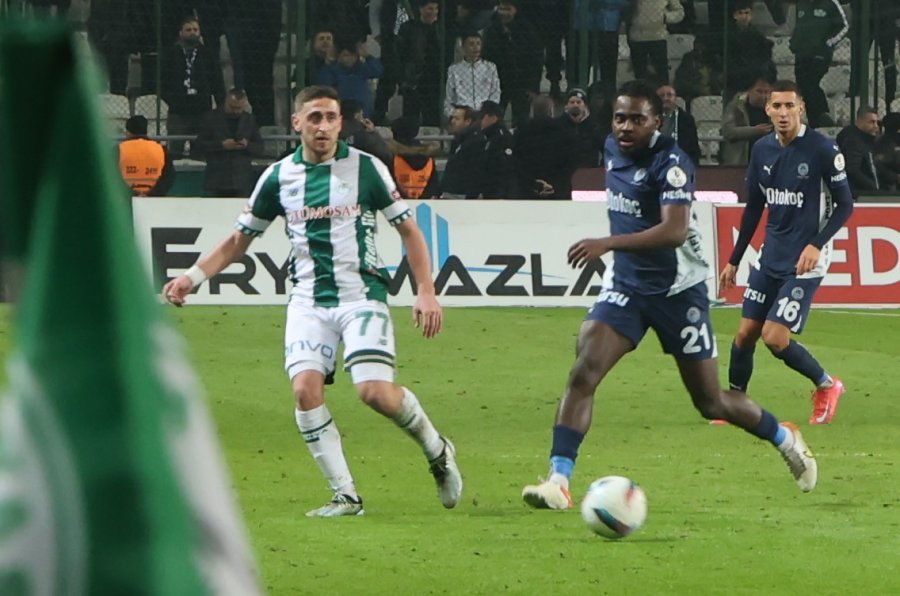 Trendyol Süper Lig: Konyaspor: 2 - Fenerbahçe: 3 (maç Sonucu)