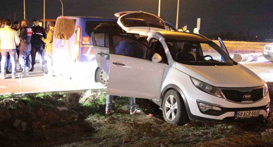 Kaçak Göçmenlerle Kaçtı, Kaza Yapıp Sahte Kimlikle Yakalanınca Jandarmayı Suçladı