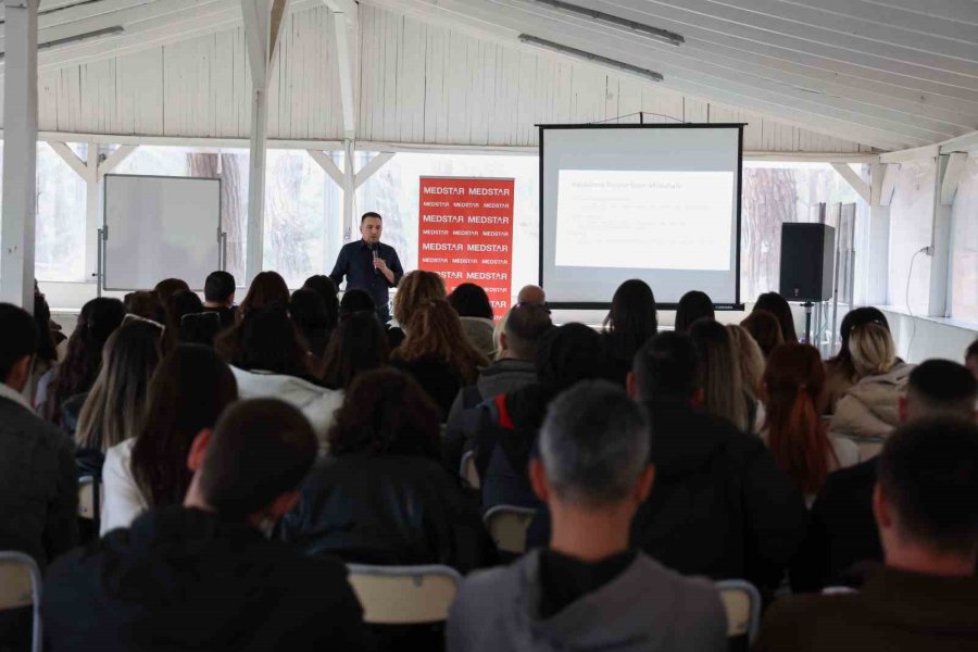 Büyükşehir’den Eğitmenlere ‘sporcu Sağlığı’ Semineri