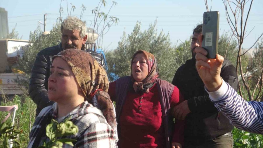 Antalya’da Yıkım Gerginliği Devam Etti, Evi Yıkılan Kadın Gözyaşlarına Boğuldu