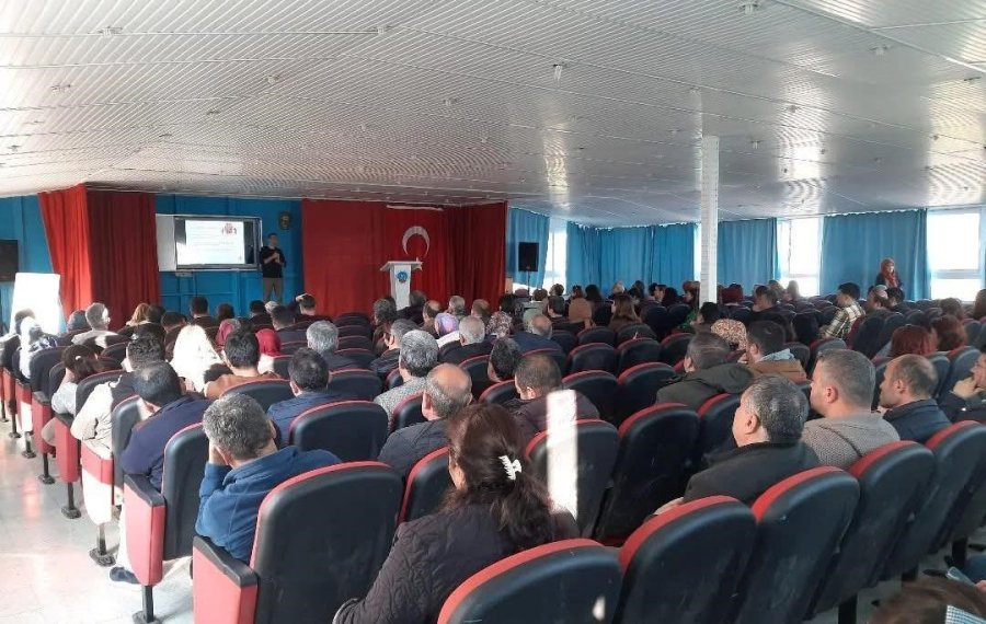 Bozyazı’da ’bağımlılıkla Mücadele Semineri’ Düzenledi