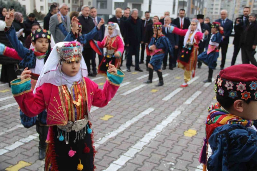 Kayseri’de 315 Bin Öğrenci Karne Heyecanı Yaşadı