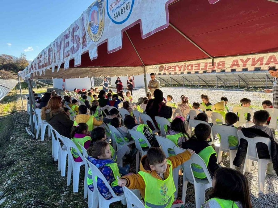 Alanyalı Çocuklara Güneş Enerjisi Santrali Tanıtıldı