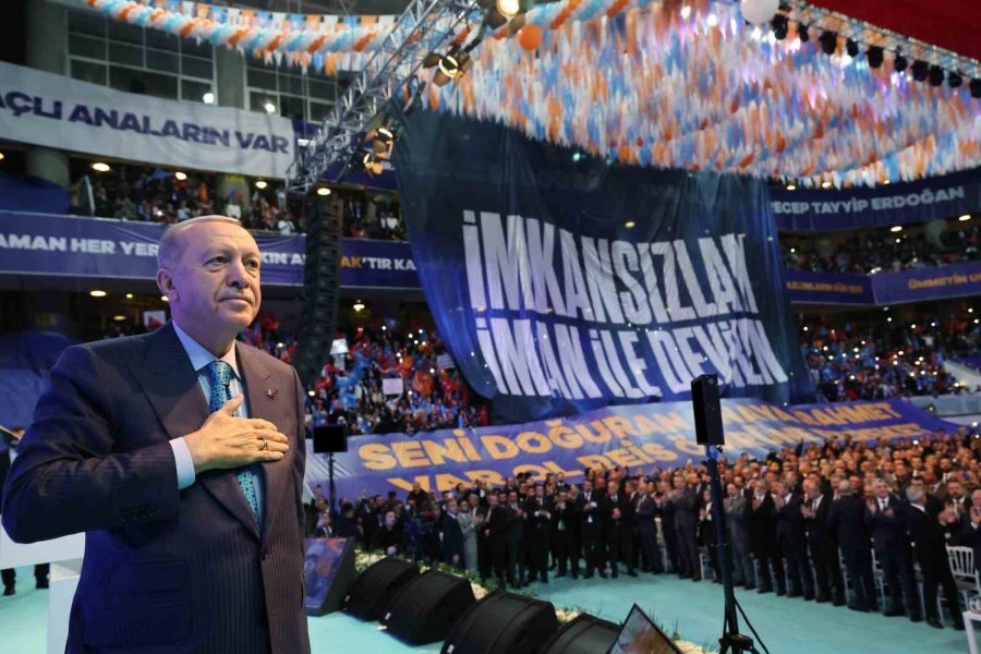 Cumhurbaşkanı Erdoğan: "ya O Silahlar Gönüllü Olarak Bırakılacak Ya Da Cebren Bıraktırılacak”