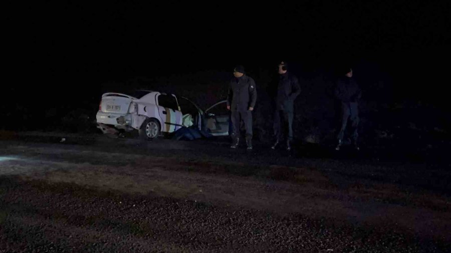 Eskişehir’de İki Araç Kafa Kafaya Çarpıştı: 1 Ölü, 5 Yaralı