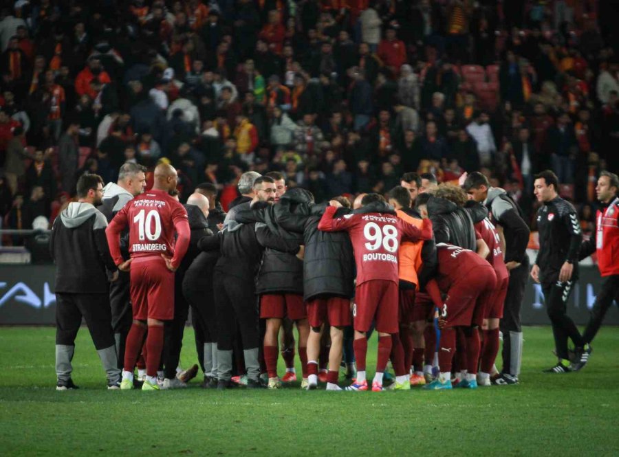 Trendyol Süper Lig: Atakaş Hatayspor: 1 - Galatasaray: 1 (maç Sonucu)