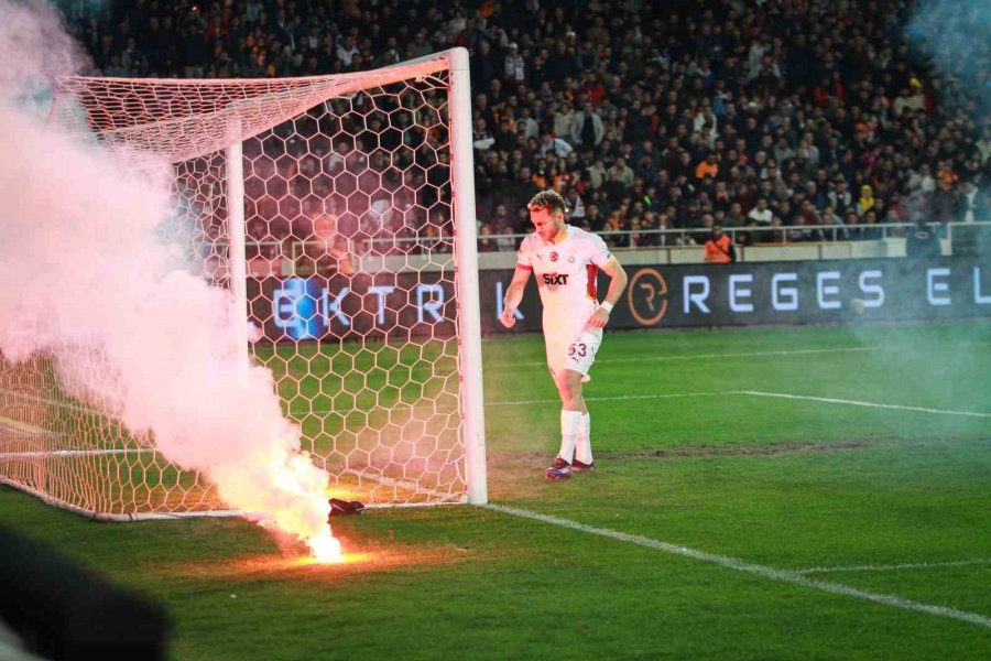 Trendyol Süper Lig: Atakaş Hatayspor: 0 - Galatasaray: 0 (maç Devam Ediyor)