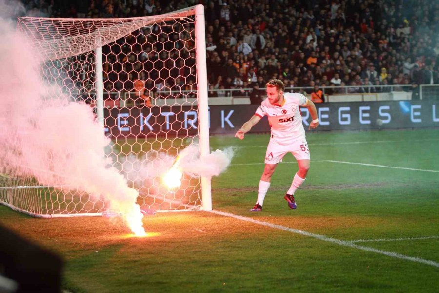 Trendyol Süper Lig: Atakaş Hatayspor: 0 - Galatasaray: 0 (maç Devam Ediyor)