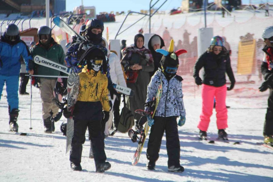 Erciyes’te Sömestir Yoğunluğu