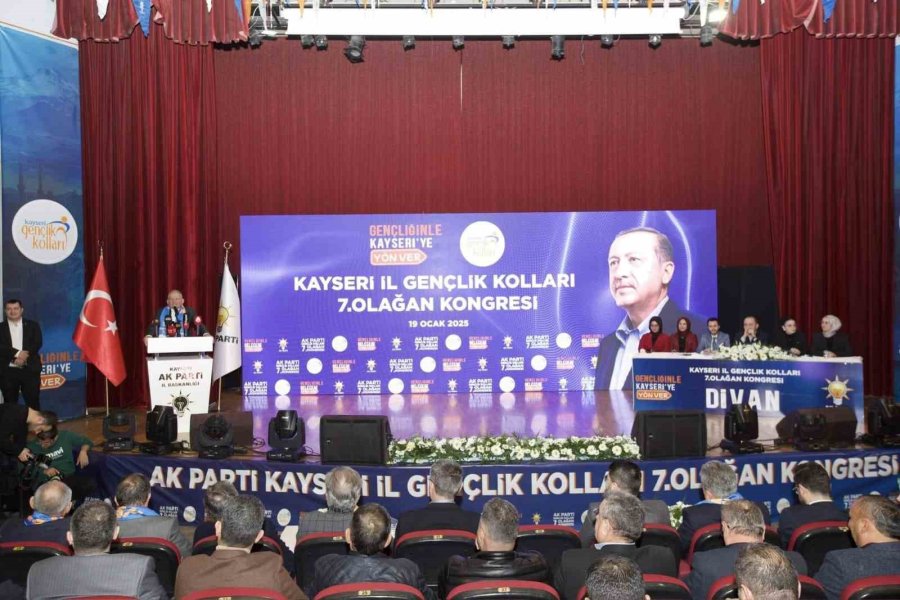 Ak Parti Kayseri Gençlik Kolları Başkanı Danacı Oldu