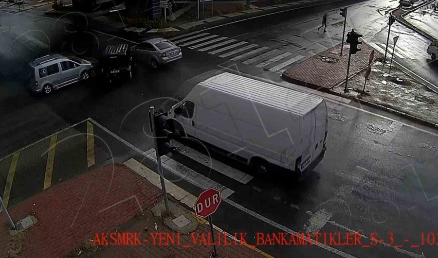 Aksaray’da Yaşanan Trafik Kazaları Kgys Kameralarında