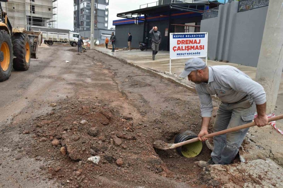 Şelale Mahallesi’nde Drenaj Hattı Yenilendi