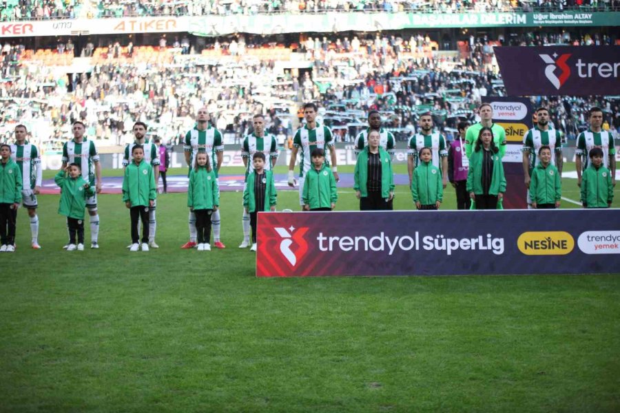 Trendyol Süper Lig: Konyaspor: 1 - Kasımpaşa: 0 (ilk Yarı)