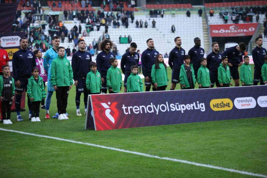 Trendyol Süper Lig: Konyaspor: 1 - Kasımpaşa: 0 (ilk Yarı)