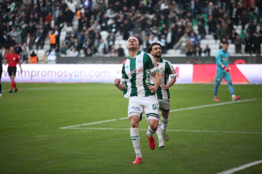 Trendyol Süper Lig: Konyaspor: 1 - Kasımpaşa: 0 (ilk Yarı)