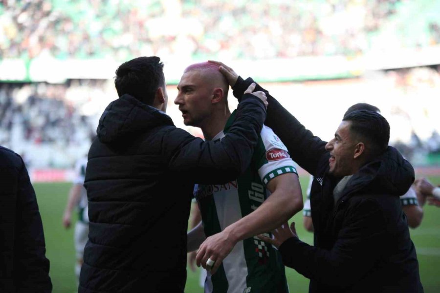 Trendyol Süper Lig: Konyaspor: 1 - Kasımpaşa: 0 (ilk Yarı)