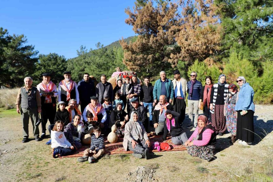 Alanya Geleneksel Yörük Oyunları Gübüdük Oyunu İle Sona Erdi