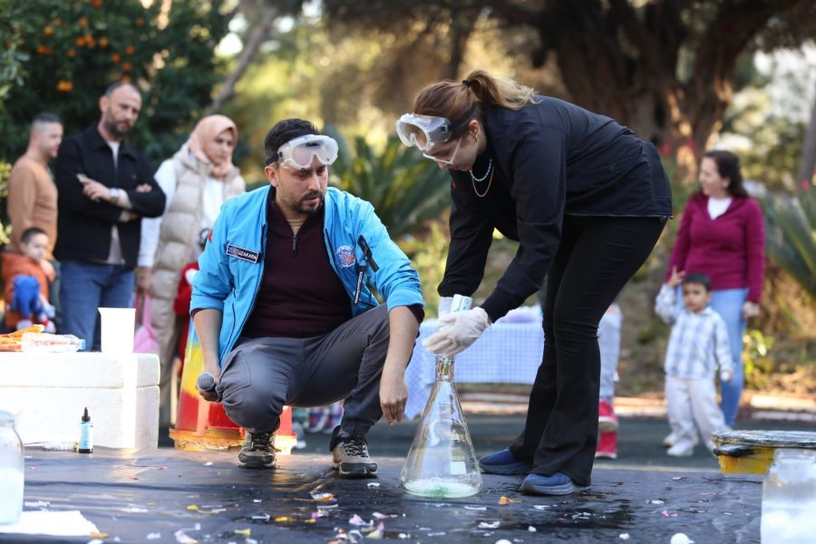 Antalya Bilim Merkezi’nden Bilimle Dolu Bir Hafta Sonu