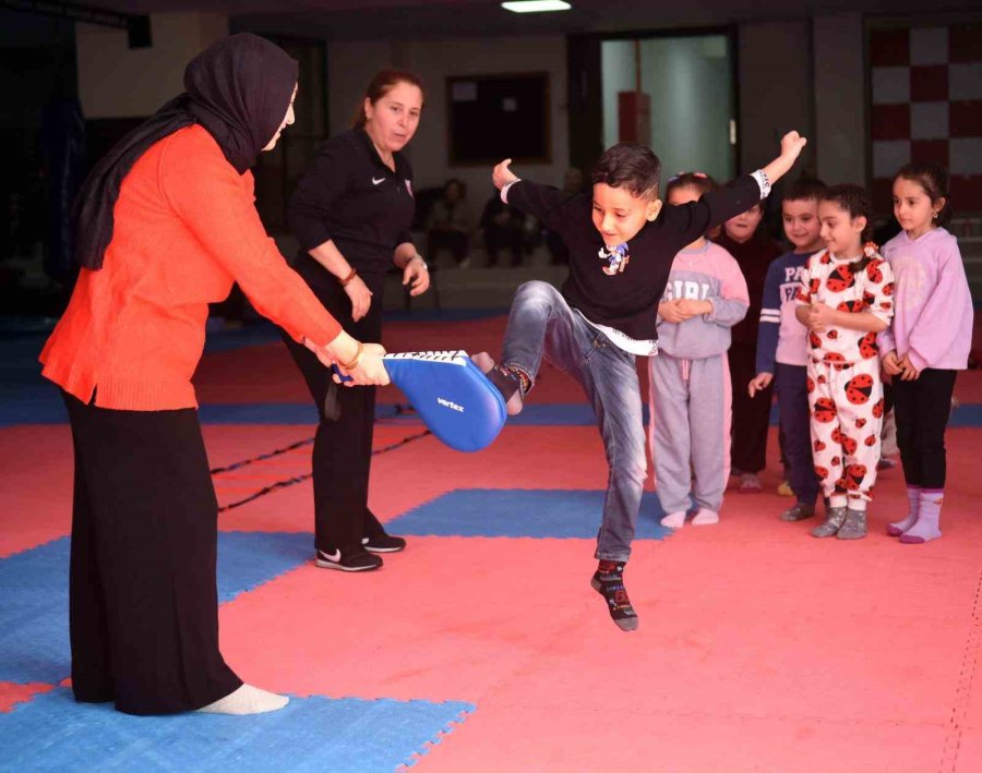 Minikler Tekvando İle Buluştu