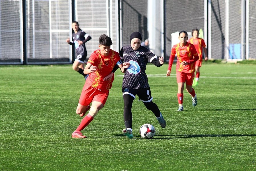 Kayseri Kadın Fk İkinci Yarıda Güldü