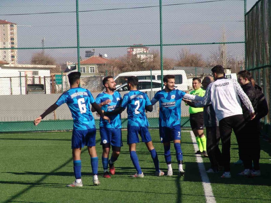 Tomarza Belediyespor İlk Galibiyetini Aldı