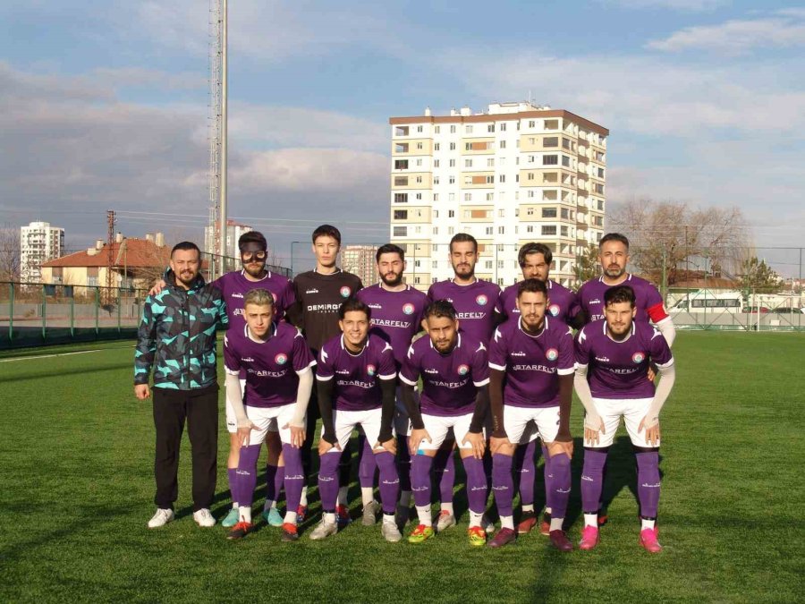 Argıncıkspor 2. Yarıda Coştu