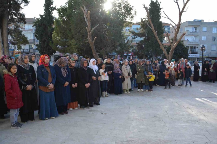 Korkutelili Hafızlar Umre İle Ödüllendirildi