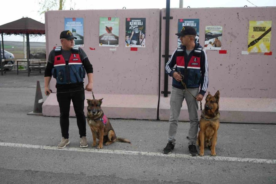 Niğde’de Vatandaşların Huzur Ve Güvenliği İçin Operasyonlar Sürüyor