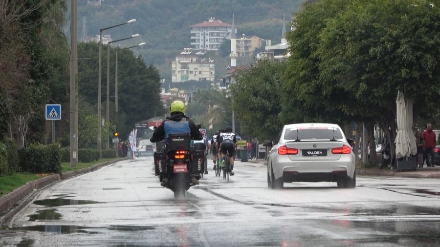 Alanya’da Türkiye Bisiklet Kupası 1. Etap Puanlı Yol Yarışları Kriteryum Etabıyla Sona Erdi