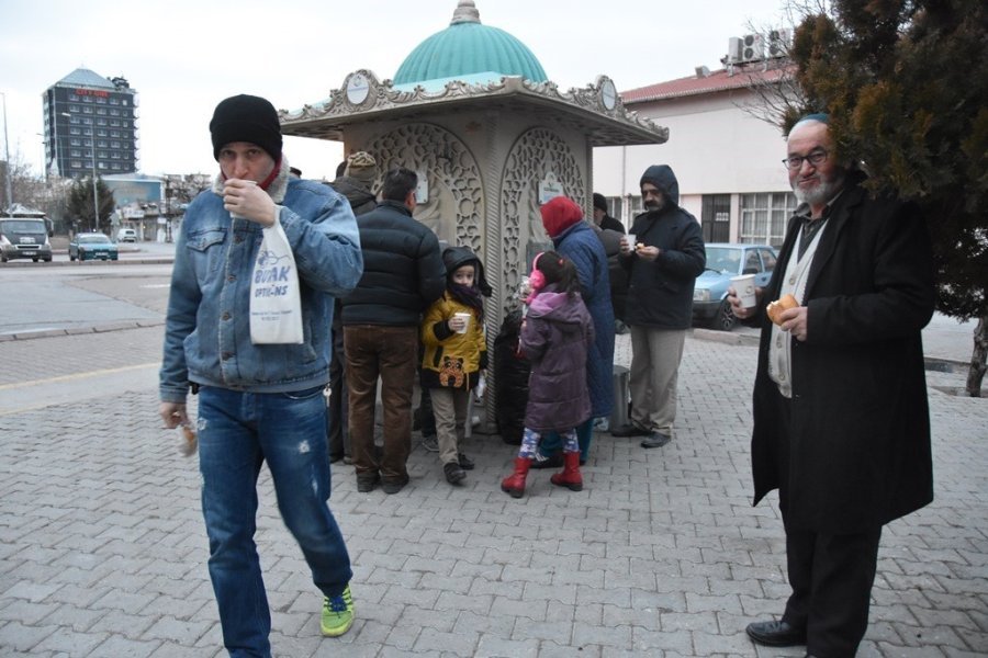 Kocasinan’dan Soğuk Havada Sıcak Çorba İkramı