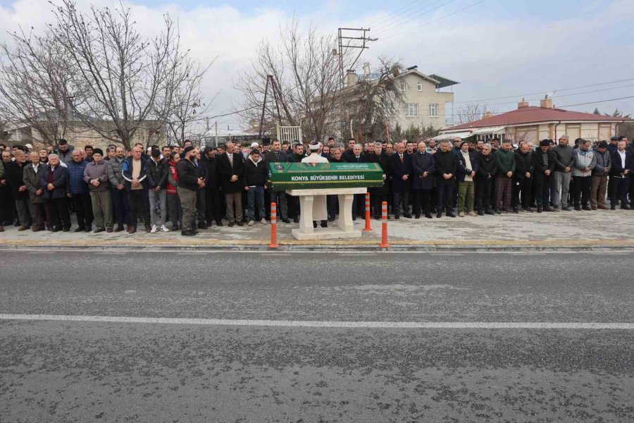 Yangın Faciasında Hayatını Kaybeden Esra Nazik Son Yolculuğuna Uğurlandı