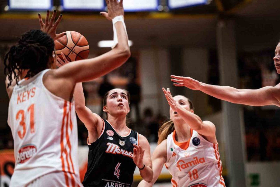 Fıba Kadınlar Euroleague: Famila Schio: 83 - Çbk Mersin: 71