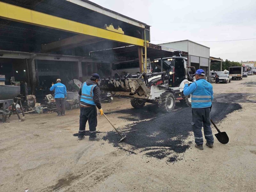 Silifke Sanayi Sitesi Yolları Bakıma Alındı