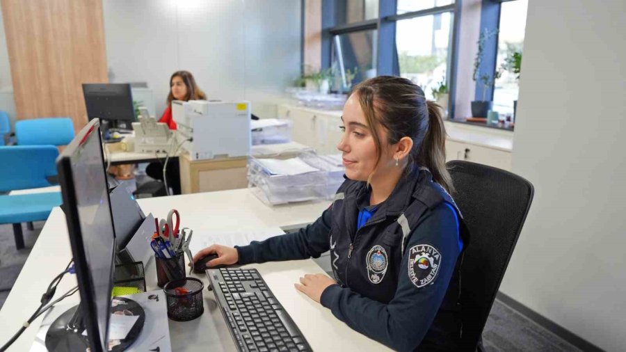 Alanya Belediyesi Yeni Binasında Hizmete Başladı