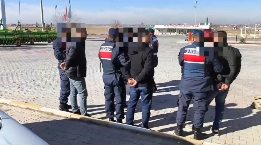 Niğde’de Jandarmadan Tarihi Eser Ve Uyuşturucu Operasyonu