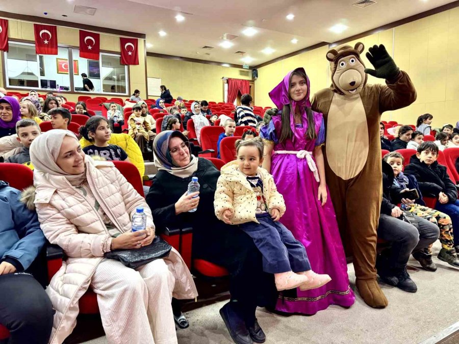 Başkan Özldoğan: "çocuklarımızın Yarıyıl Tatilini Renklendiriyoruz"