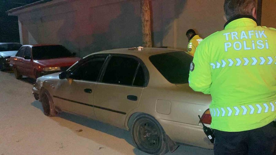 Karaman’da Kaza Yerinde Polisin Ölümden Döndüğü Anlar Kamerada