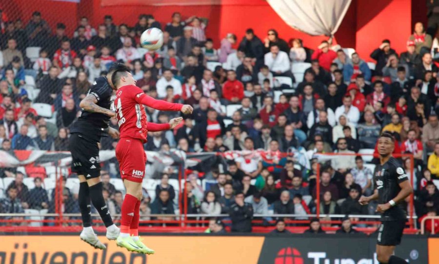 Trendyol Süper Lig: Antalyaspor: 1 - Beşiktaş: 1 (maç Sonucu)