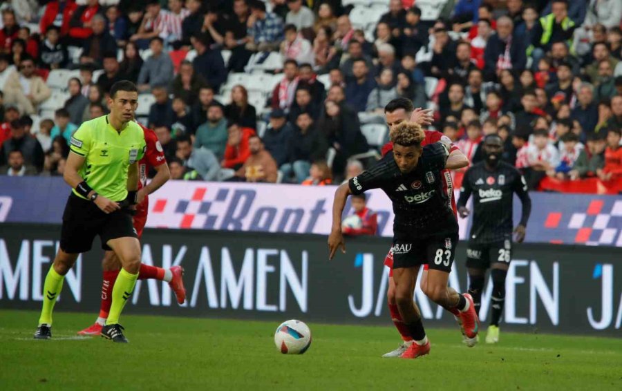 Trendyol Süper Lig: Antalyaspor: 1 - Beşiktaş: 1 (maç Sonucu)