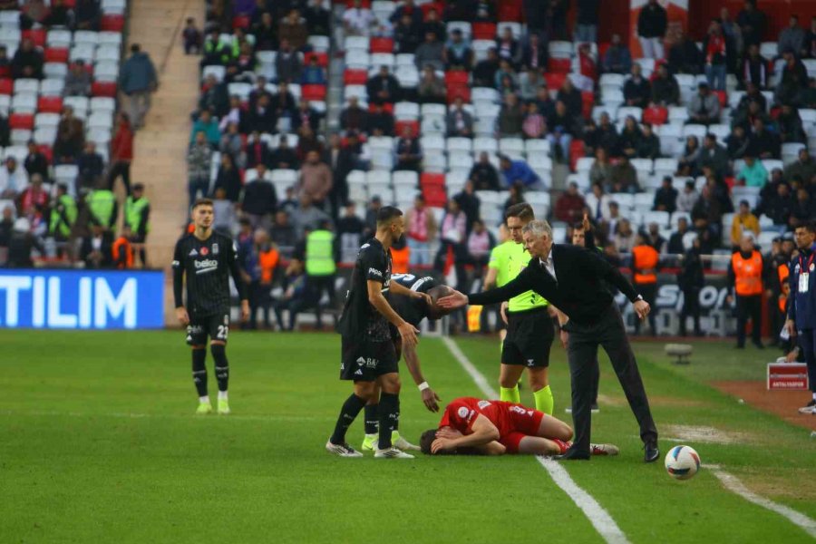 Trendyol Süper Lig: Antalyaspor: 1 - Beşiktaş: 1 (maç Sonucu)