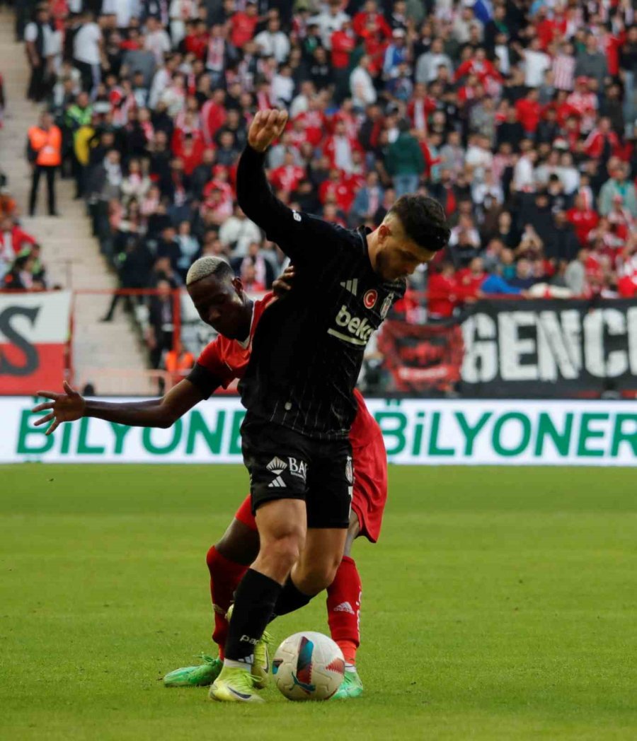 Trendyol Süper Lig: Antalyaspor: 1 - Beşiktaş: 1 (maç Sonucu)