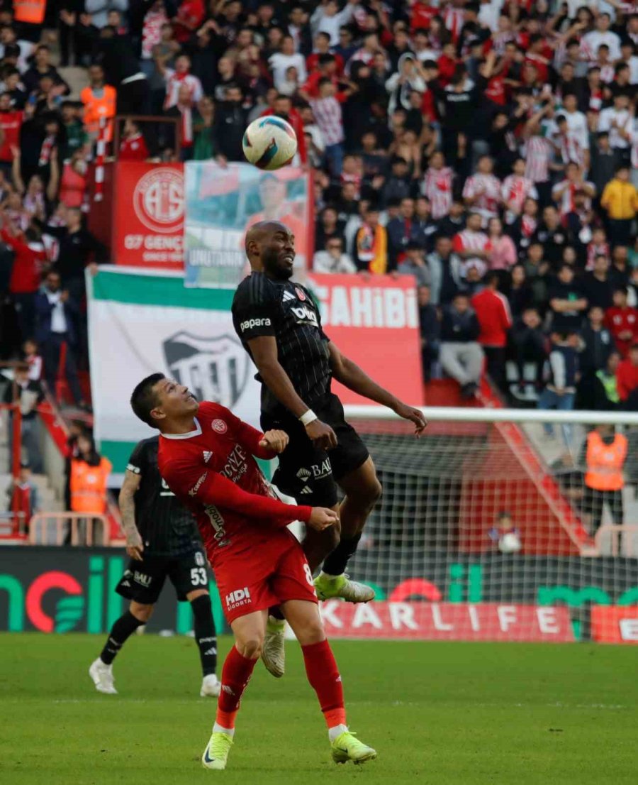 Trendyol Süper Lig: Antalyaspor: 1 - Beşiktaş: 1 (maç Sonucu)