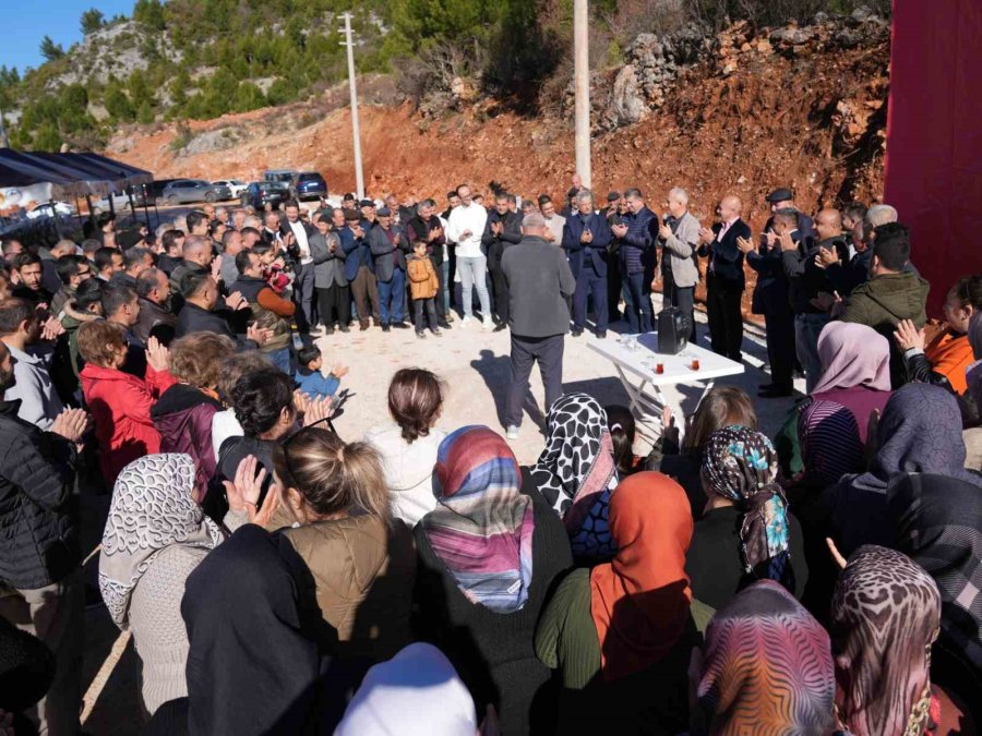 Alanya Badem Ağacı Mahallesine Yol, Cami Ve Sosyal Tesis Müjdesi