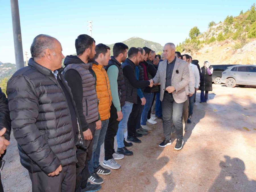 Alanya Badem Ağacı Mahallesine Yol, Cami Ve Sosyal Tesis Müjdesi