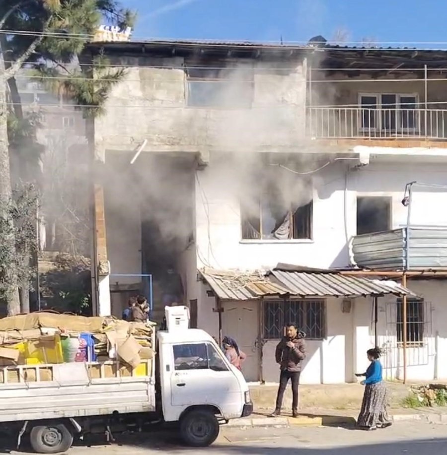 Antalya’da Yürekleri Ağza Getiren Yangın