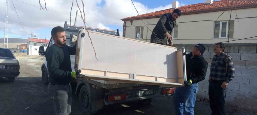 Bünyan Belediyesi’nden Yangında Mağdur Olan Aileye Destek