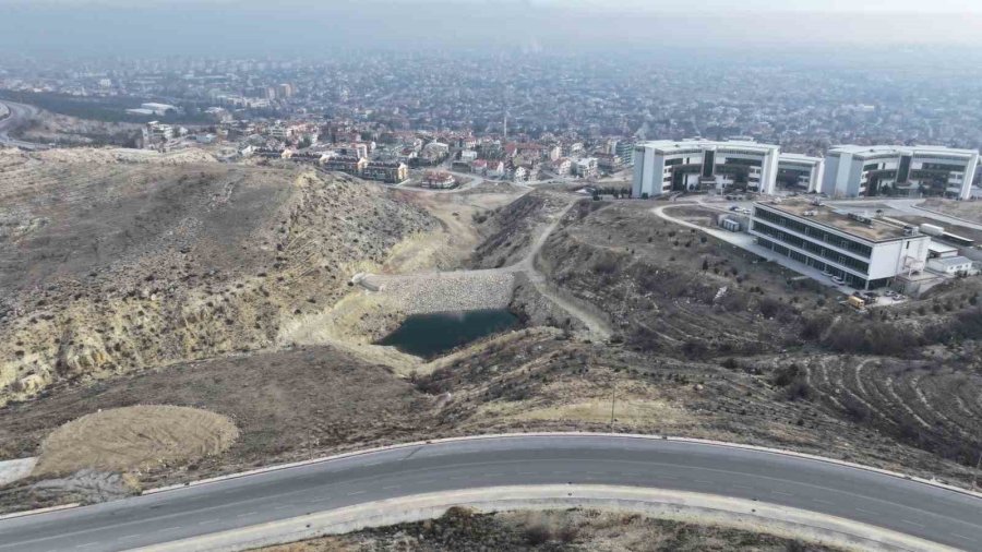 Konya Büyükşehir Neü Kampüsü İçindeki Taşkın Göletini Tamamladı