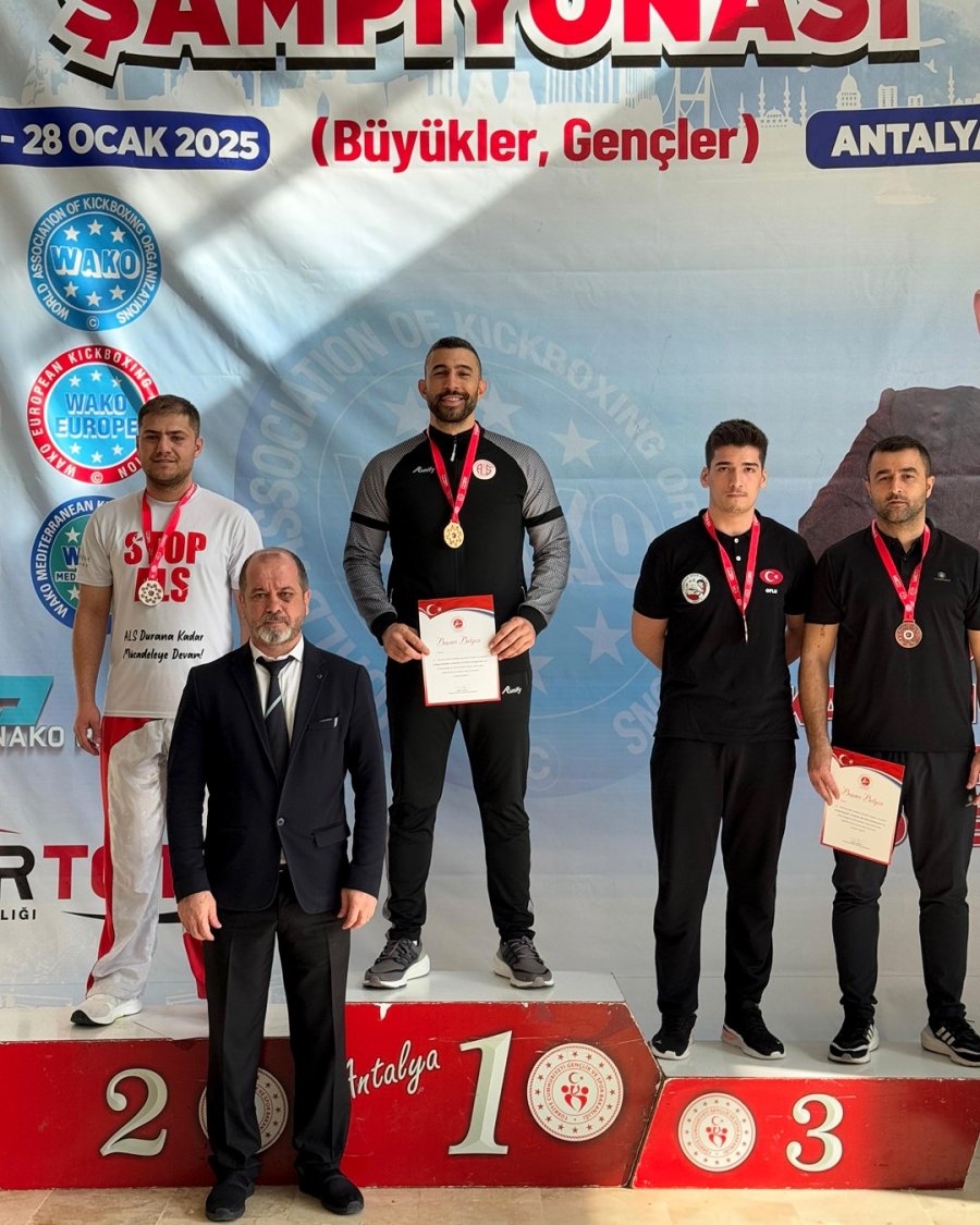 Antalyaspor’dan, Türkiye Kick Boks Şampiyonası’nda 1 Altın, 1 Bronz Madalya