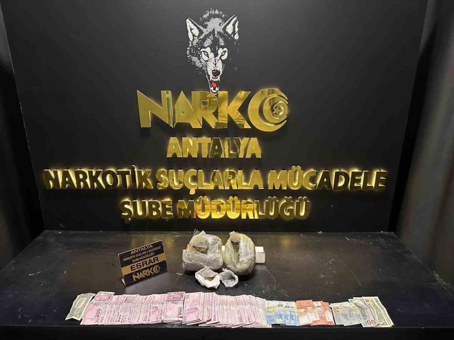 Antalya’da 13 Kilogram Skunk Ele Geçirildi