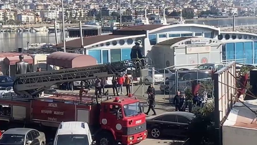 Alanya’da Baca Yangını Korkuttu